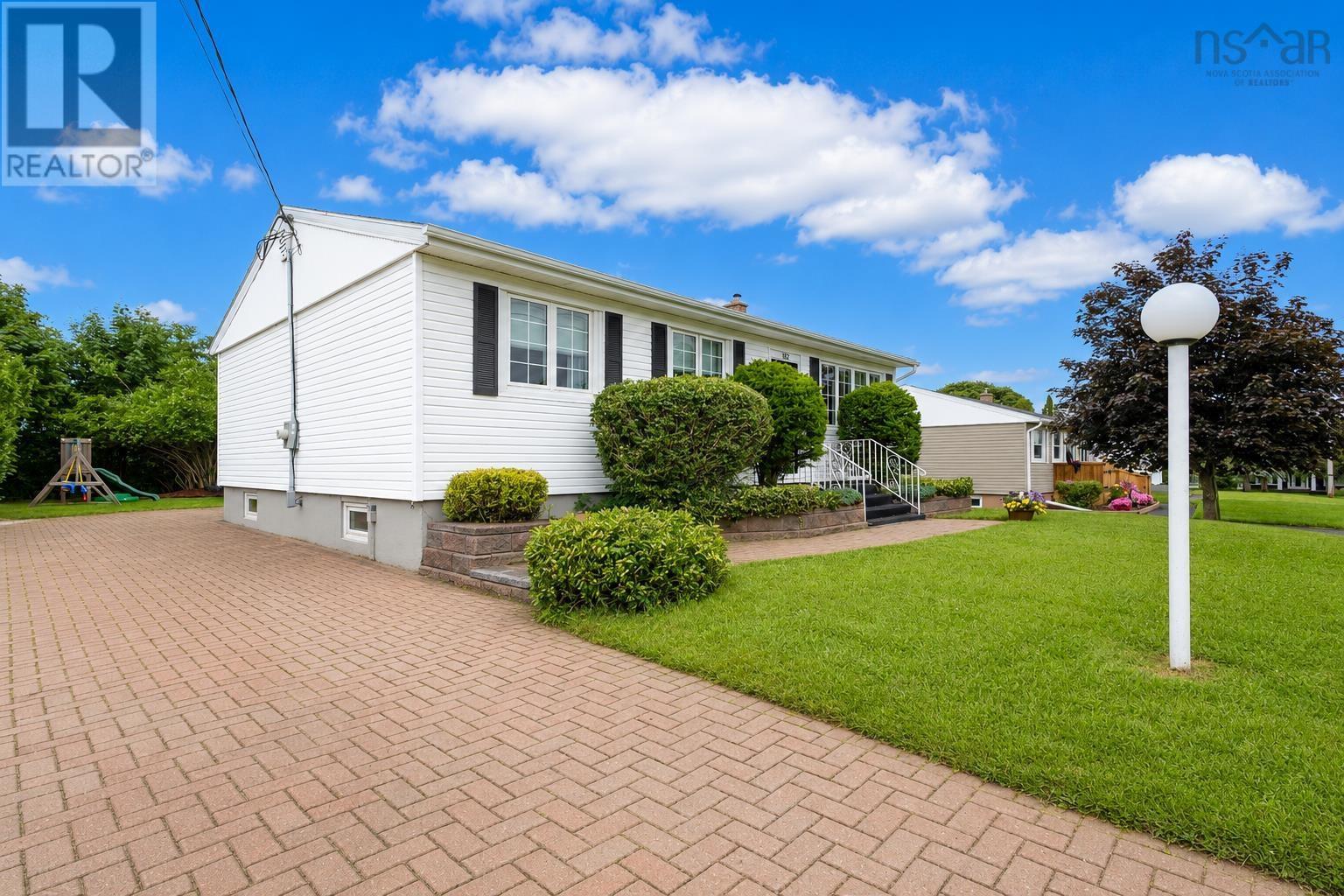 182 Leeside Drive, Coxheath — photo 3