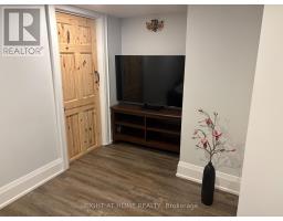 Lower - 39 Amherst Avenue, Toronto, ON M6E1Z2 Photo 9