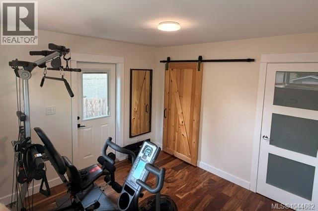 57 Sims Ave - Image 26
