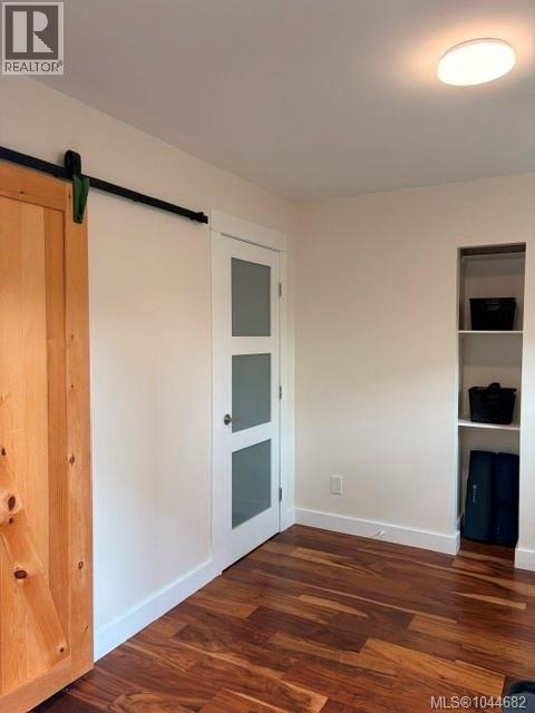 57 Sims Ave - Image 29