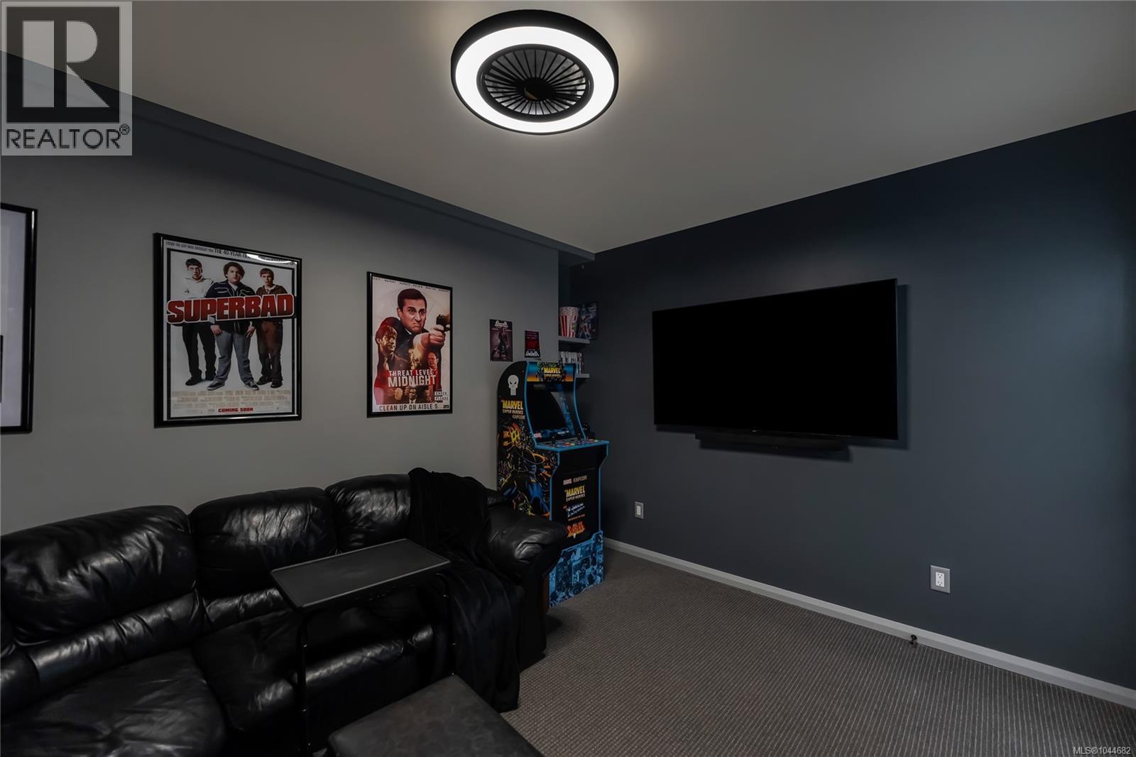 57 Sims Ave - Image 25