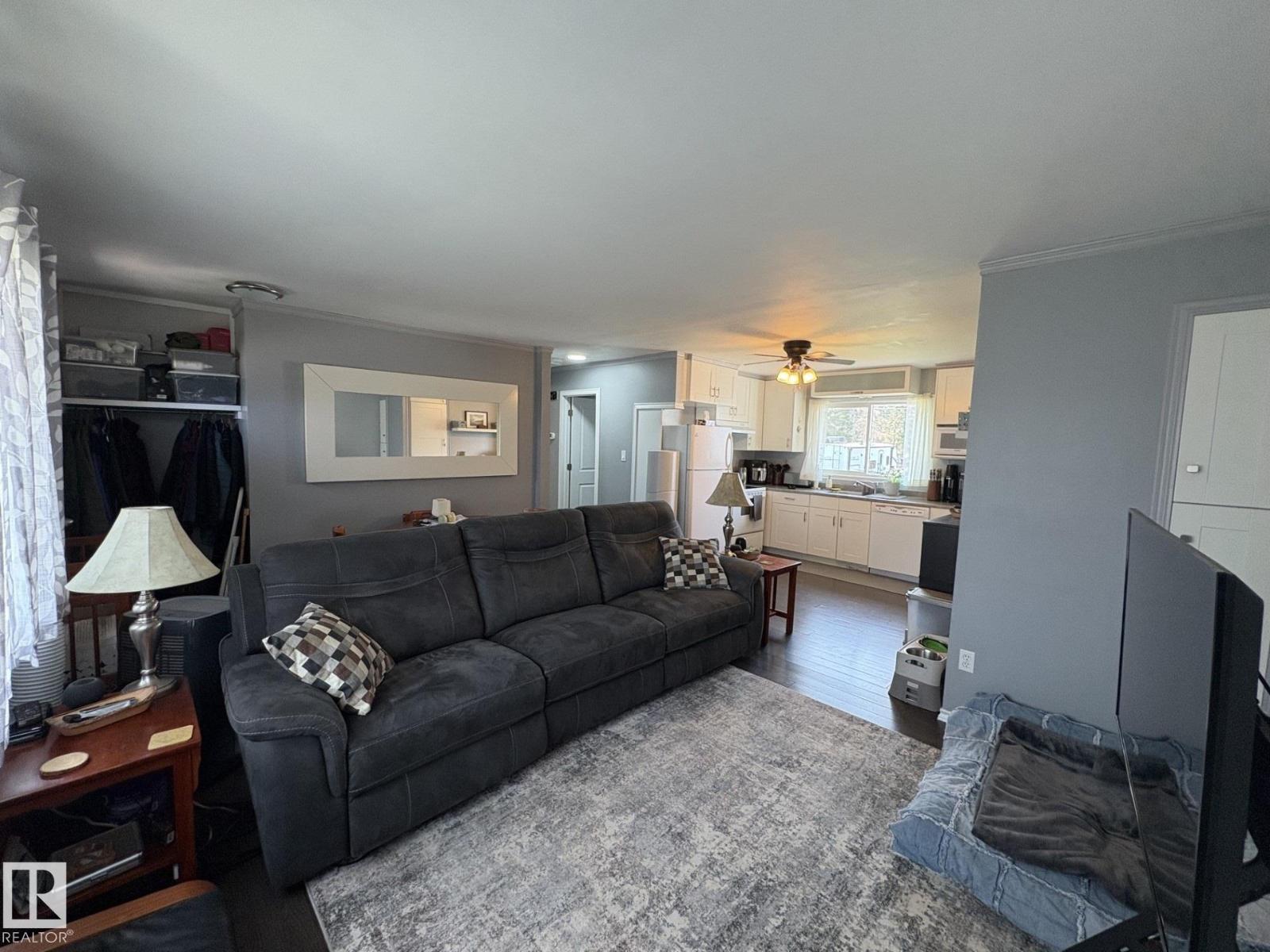 10216 108 AV - Image 12