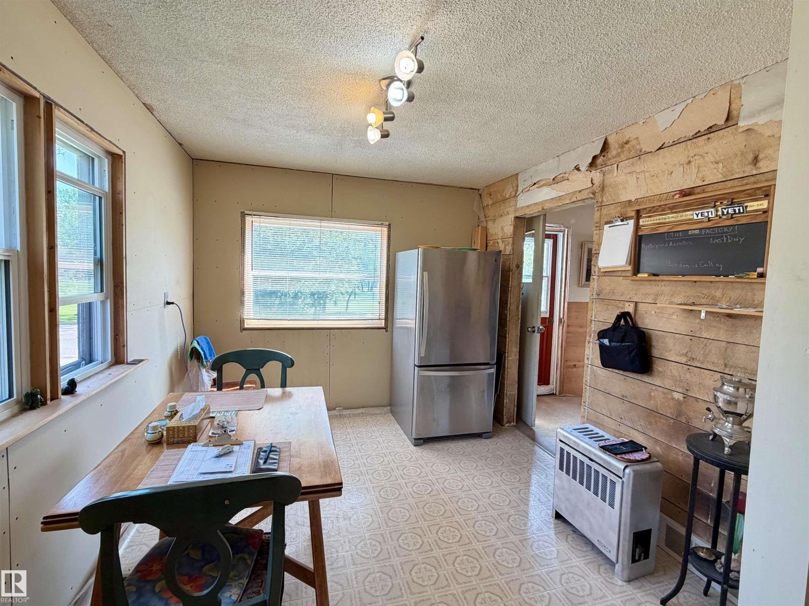 5040 49 ST - Image 6