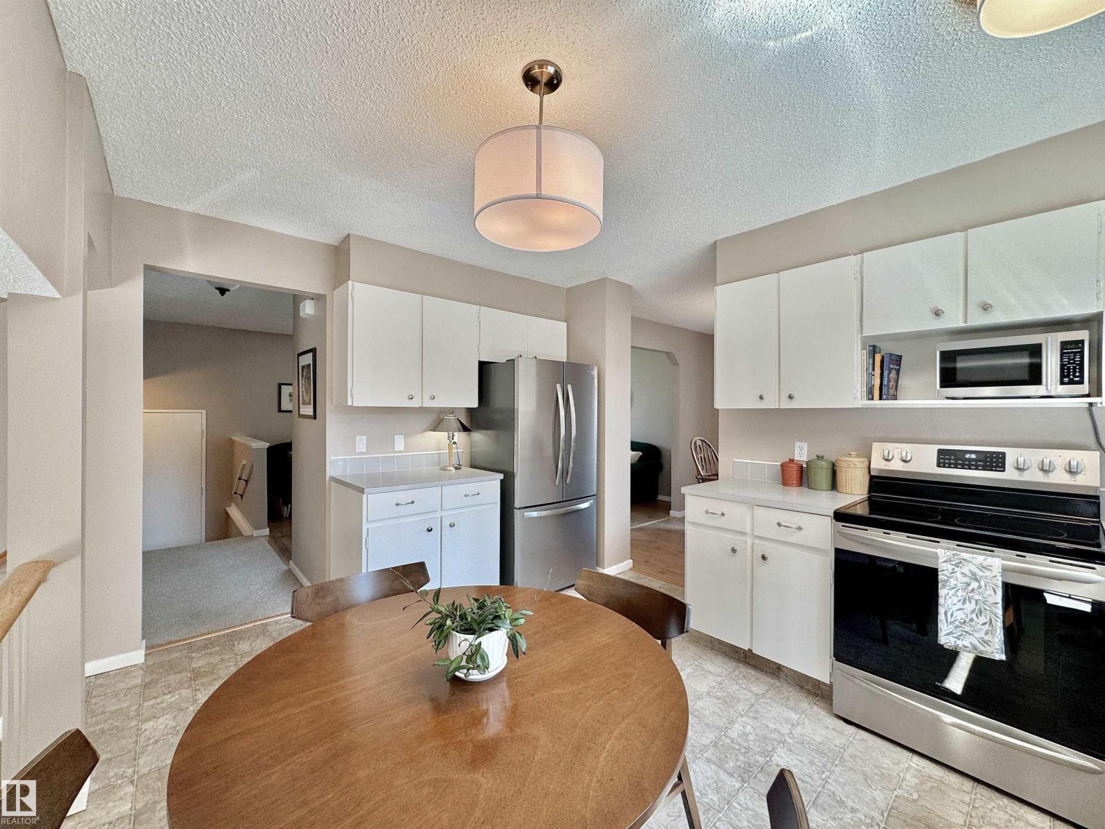 83 GARLAND CR - Image 13