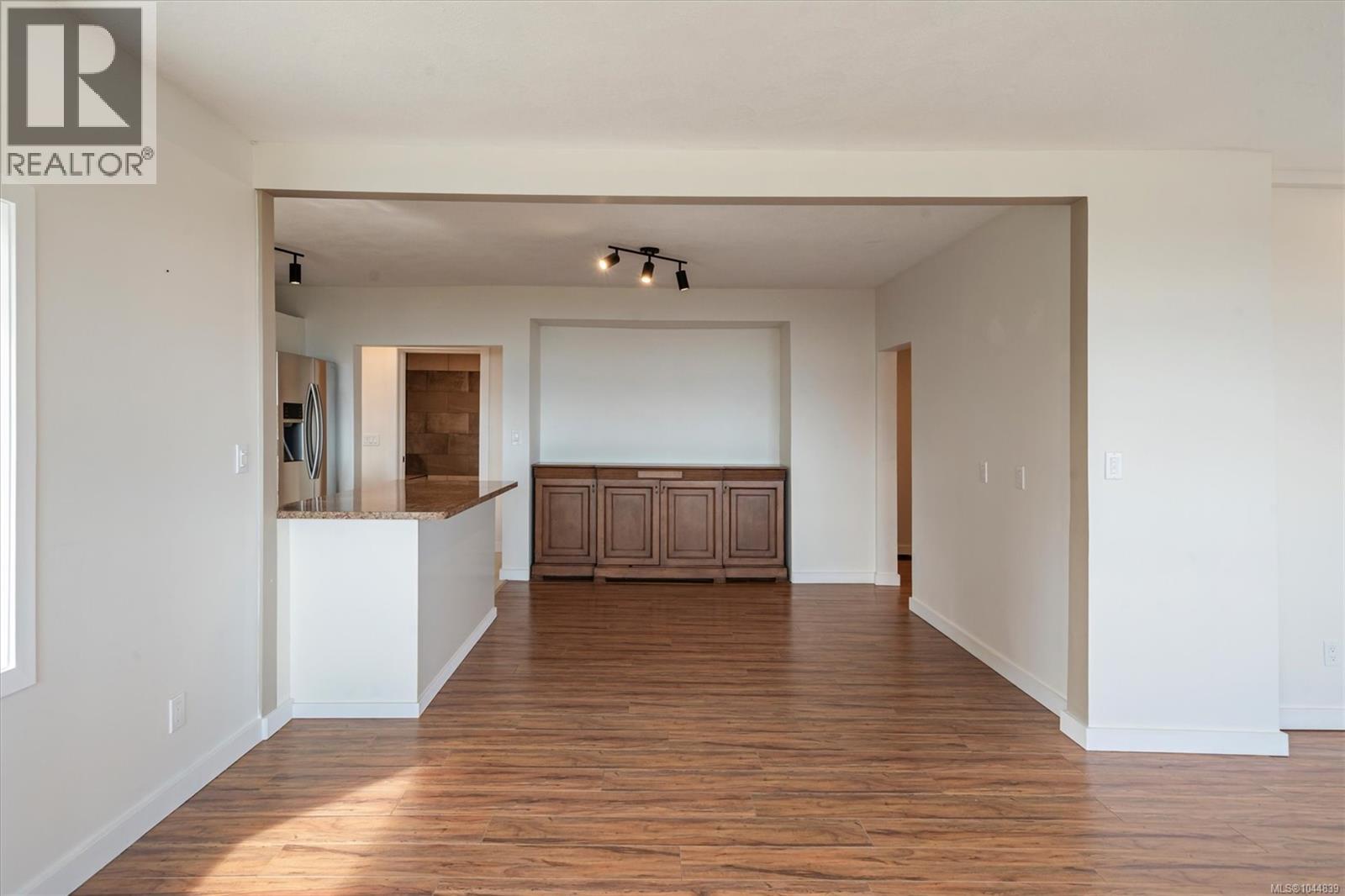 12 LYNNWOOD Rd, Campbell River
