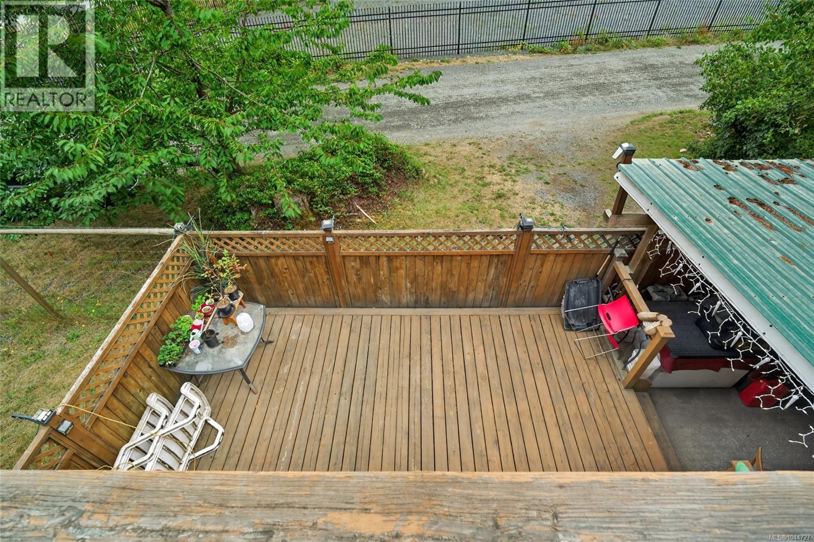 1012 Fairdowne Rd - 25