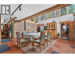 Primary Bedroom - 1012 Fairdowne Rd, Errington, BC V9P2C1 Photo 9