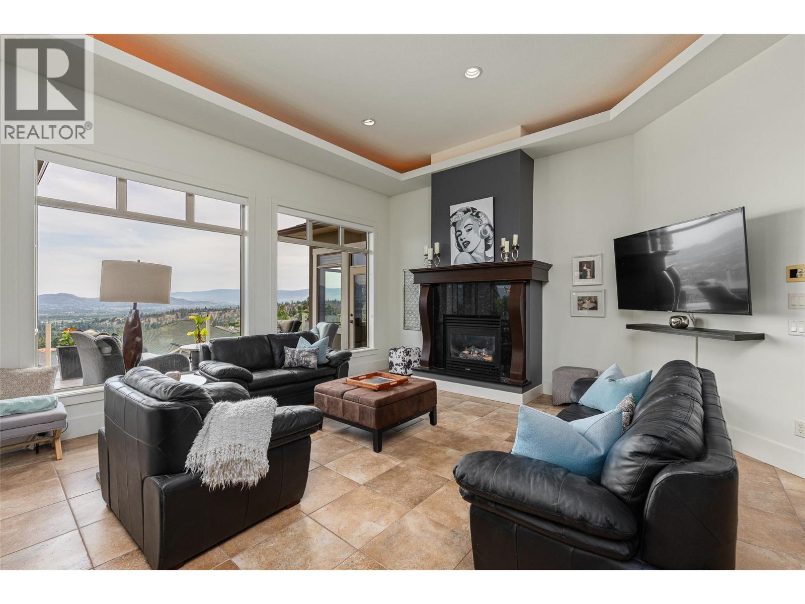  670 Devonian Avenue, Kelowna