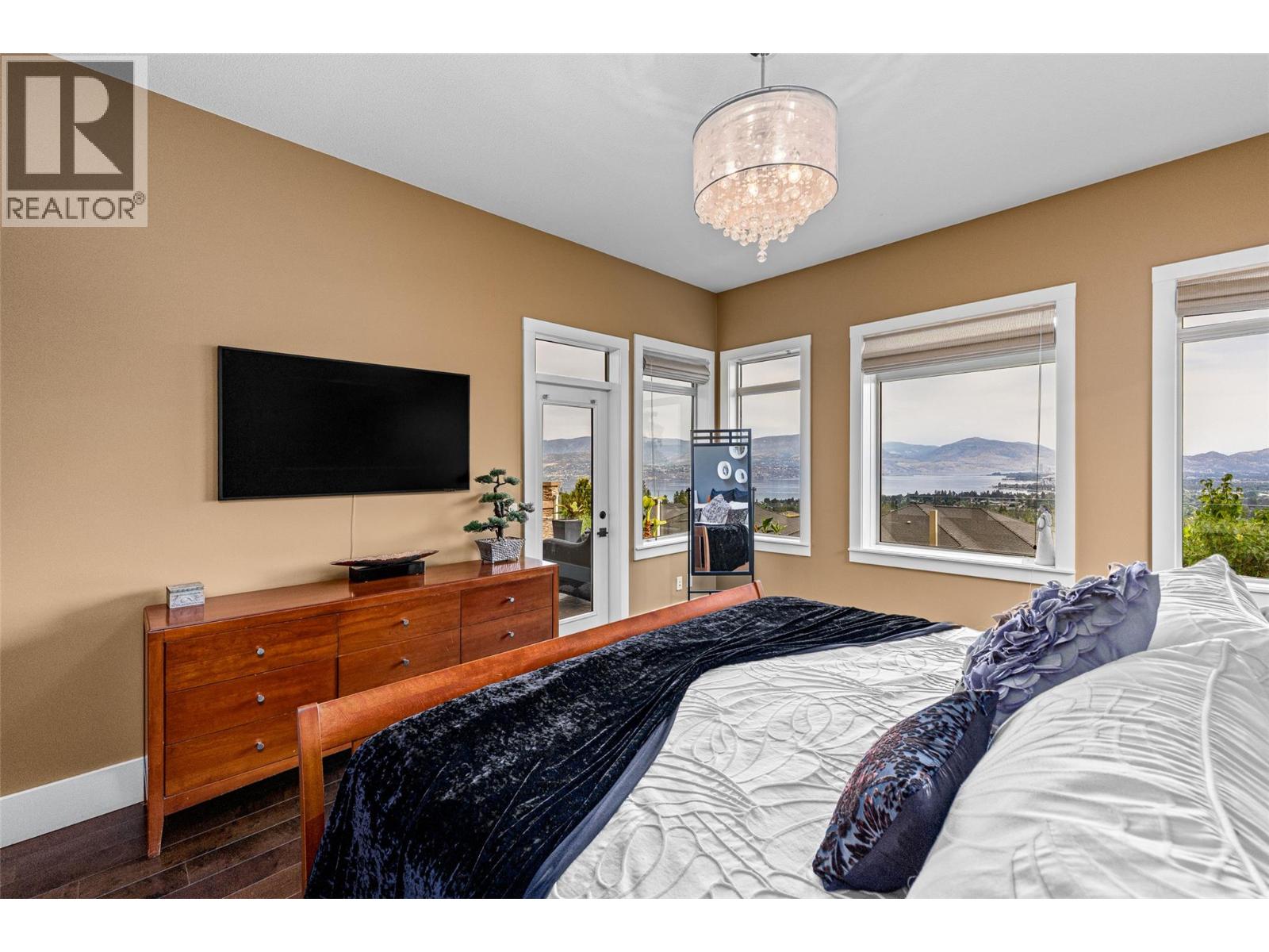  670 Devonian Avenue, Kelowna