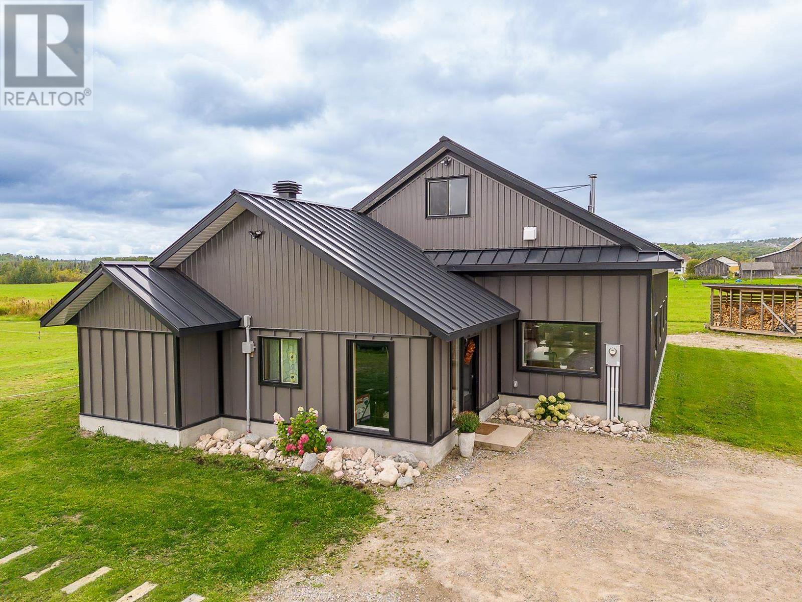 587 Watson RD