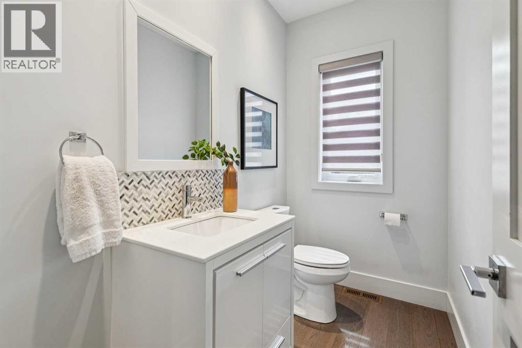 911 18 Avenue SW - Image 18