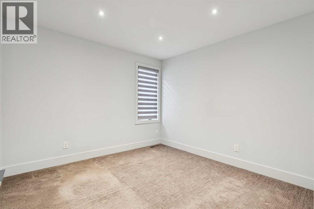 911 18 Avenue SW - Image 28