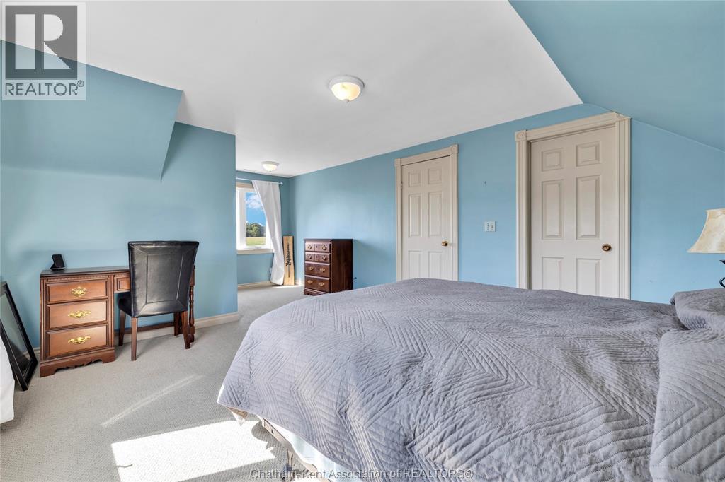 4979 Lambton LINE - 26