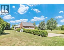 4979 Lambton Line, Dawn Euphemia, ON N0P1K0 Photo 42