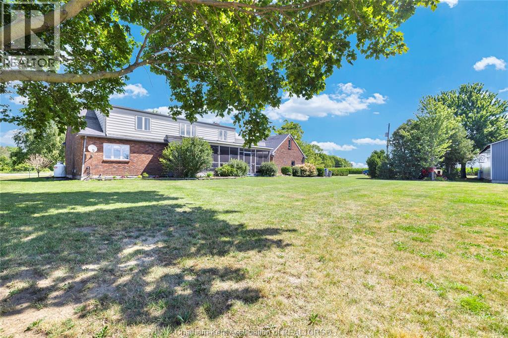 4979 Lambton LINE - Image 39