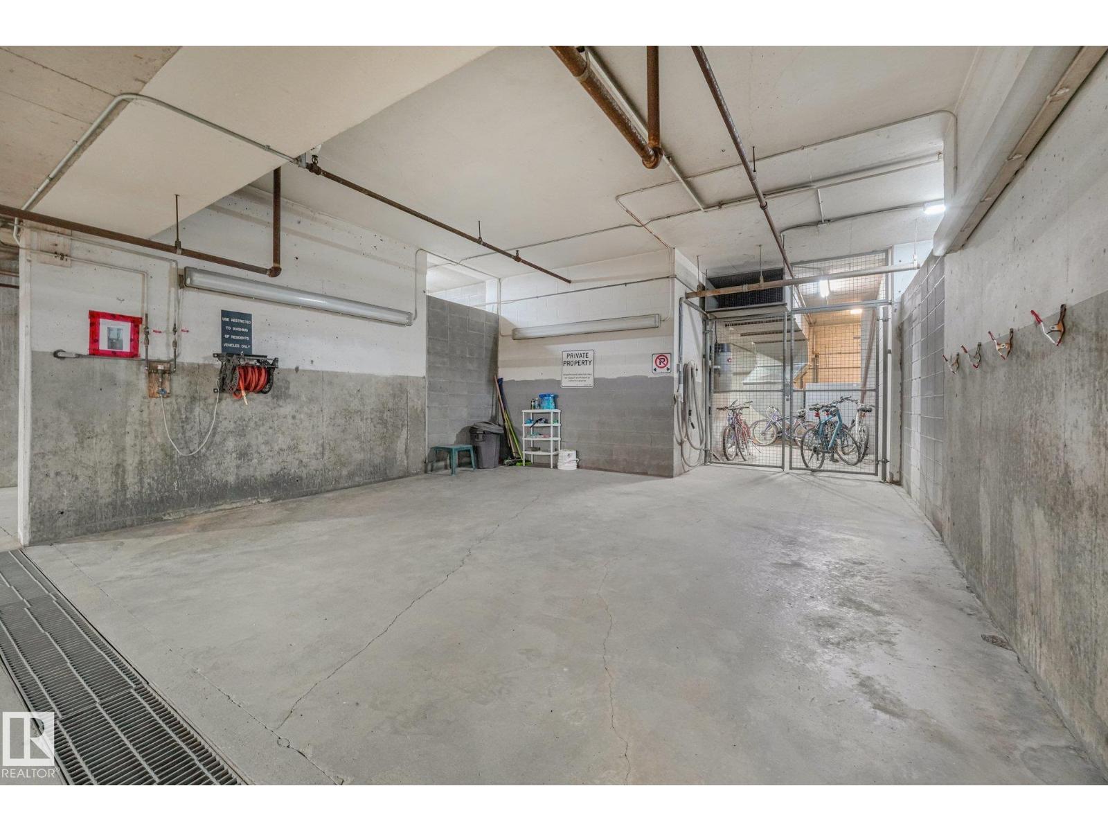 #302 9916 113 ST NW - Image 40