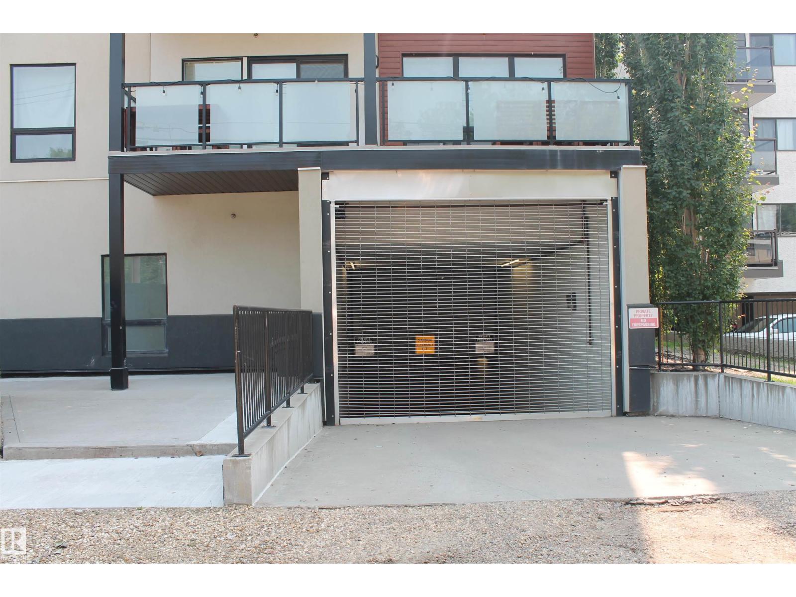#203 10006 83 AV NW - 26