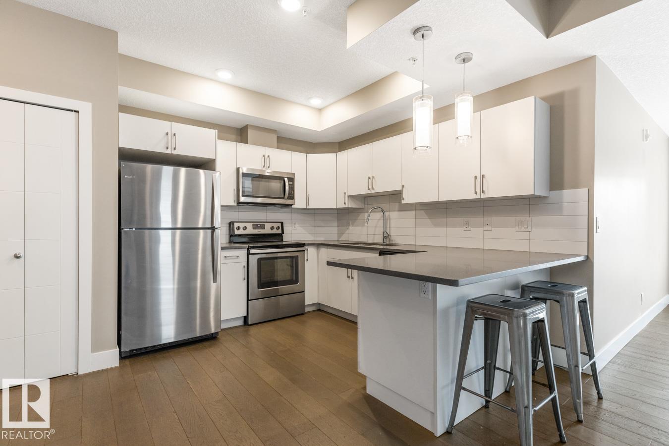 #203 10006 83 AV NW - Image 8