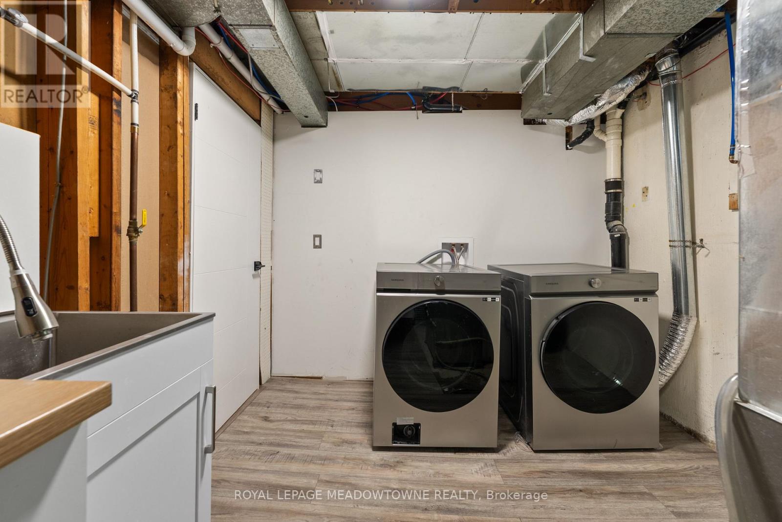 1268 FOREST HILL - Image 46