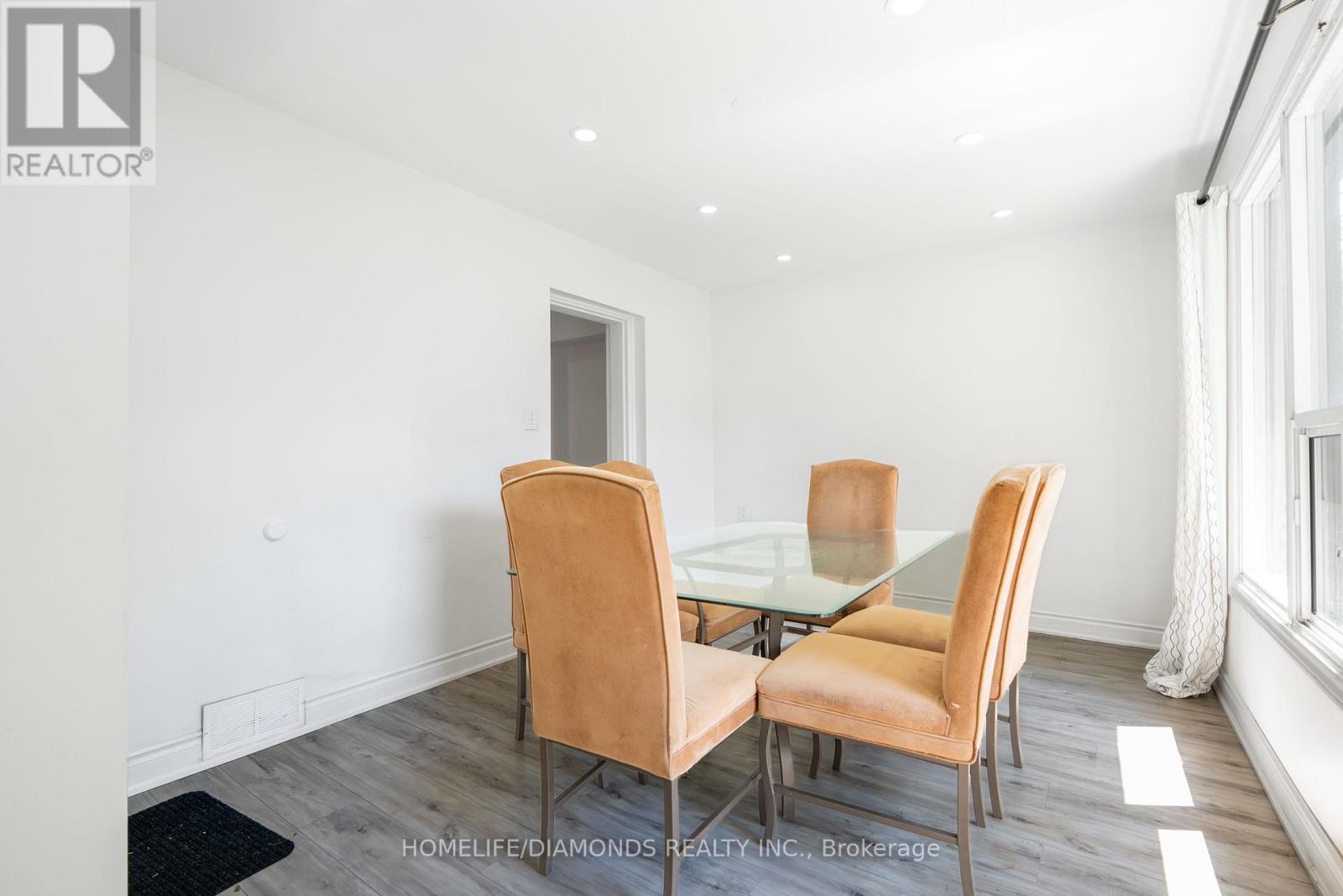 20 SOMERSET AVENUE - 8
