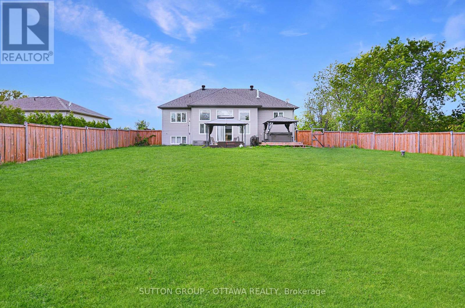 588 RUSSELL ROAD - Image 25