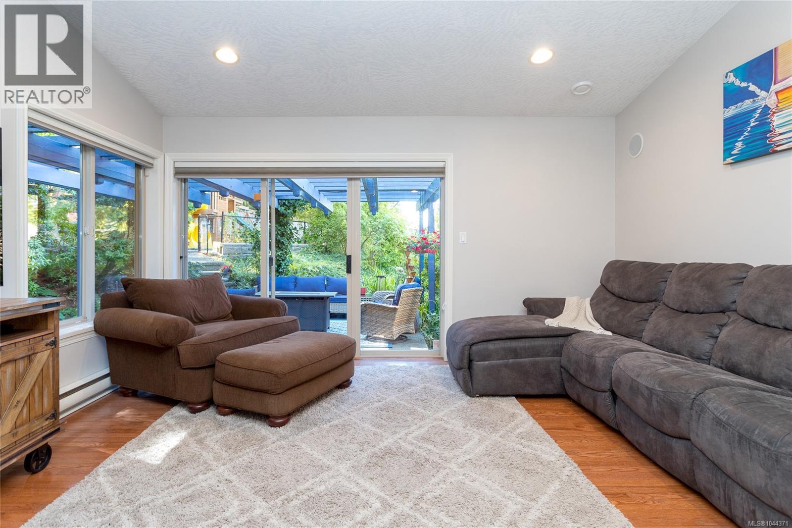 804 Bucktail Rd - 25