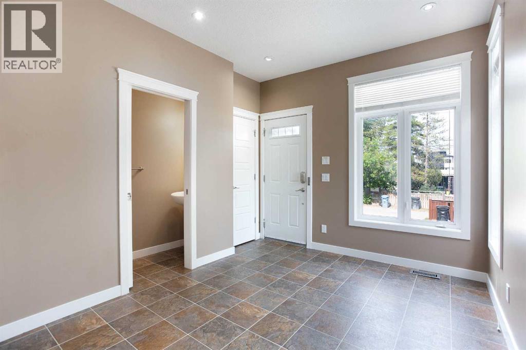 4510 73 Street NW - 14