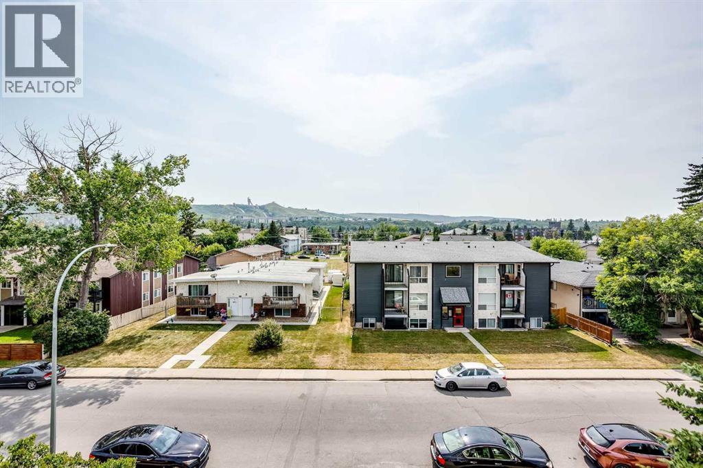 4510 73 Street NW - 44