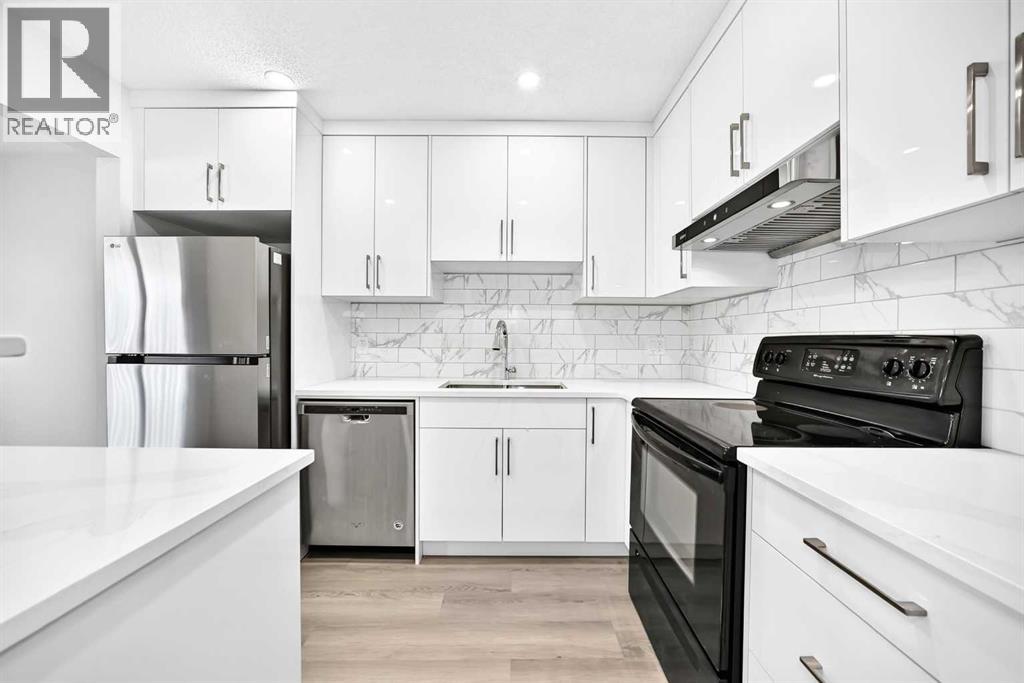 74 Fonda Drive SE, Forest Heights, Calgary photo 2