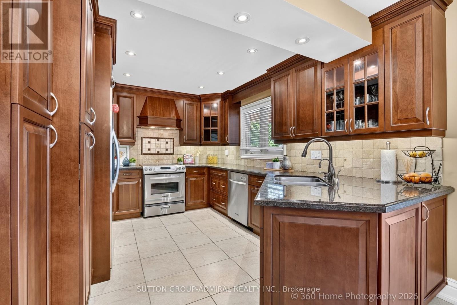 193 WIGWOSS DRIVE - 10