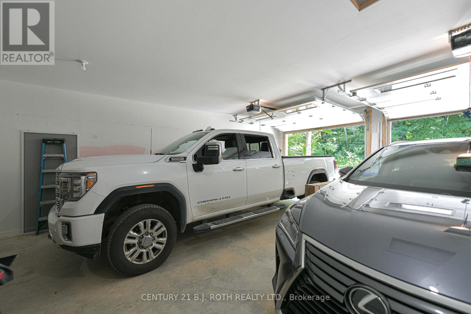 1650 TRADER COWAN ROAD - Image 37