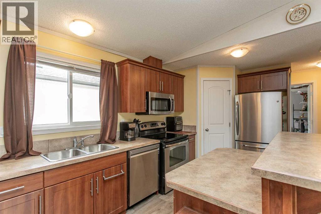 15 Mackenzie Ranch Way, Lacombe