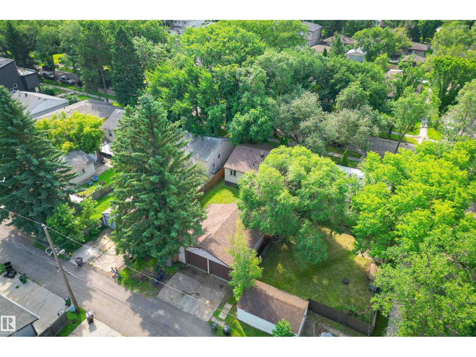 7754 80 AV NW - Image 36