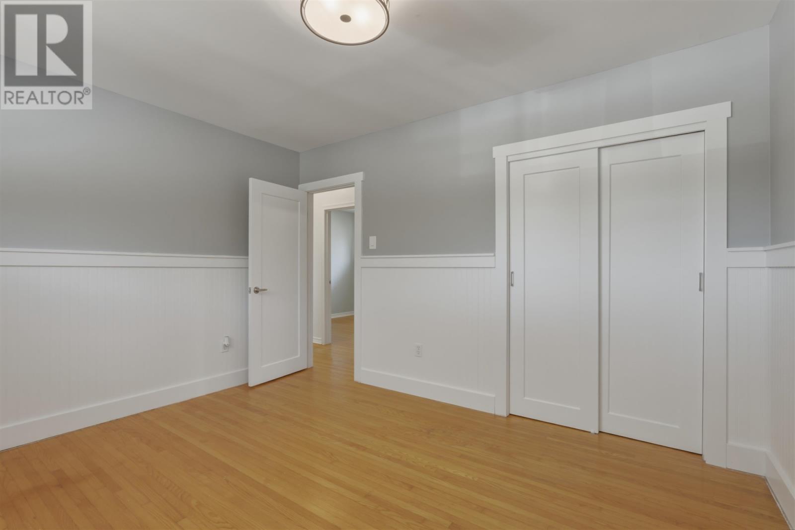 27 Roman AVE - 14