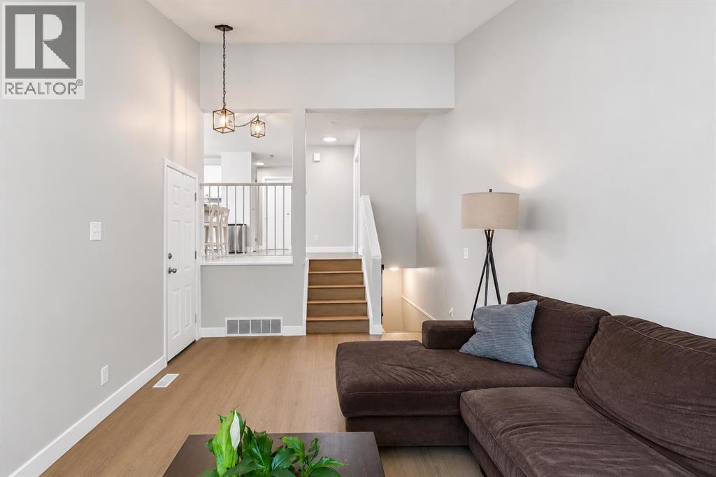 189 Deerfield Terrace SE, Deer Ridge, Calgary photo 4