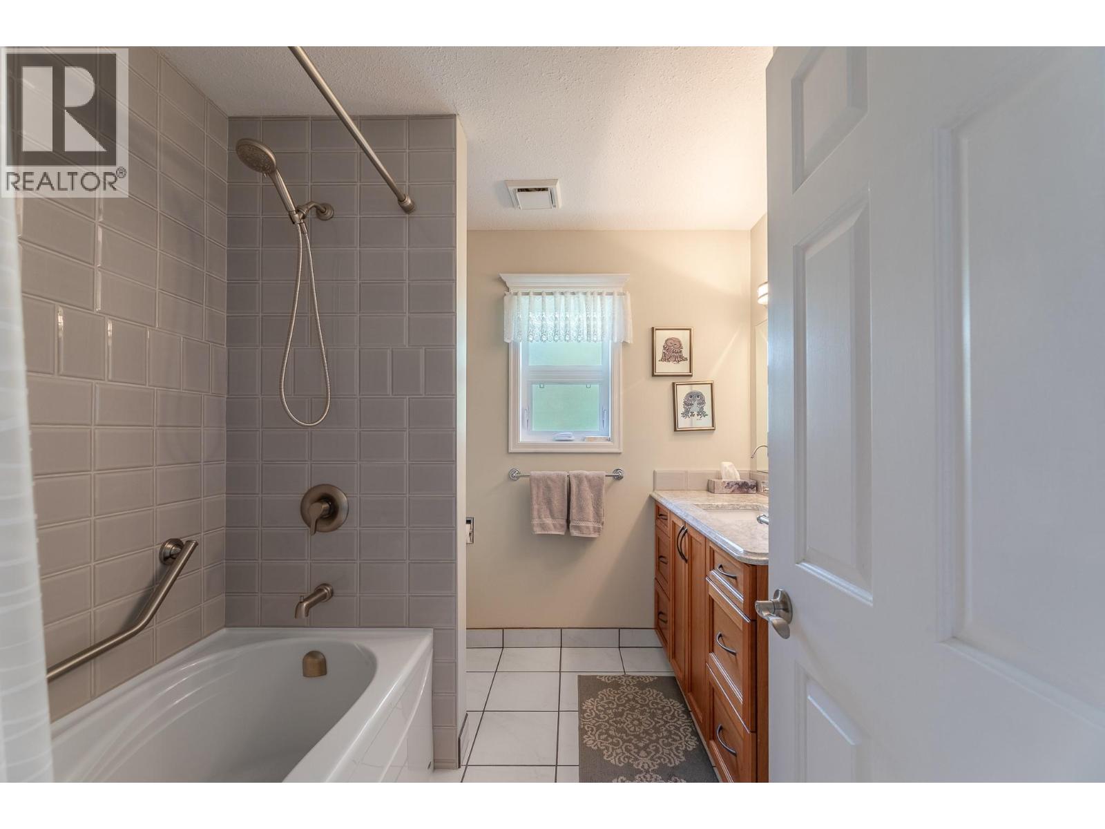 129 Sumac Ridge Drive, Summerland