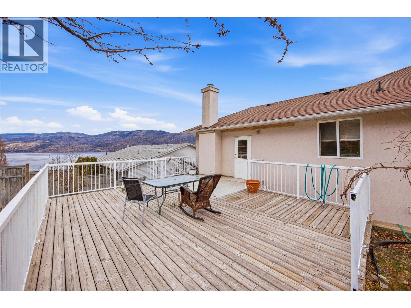 3765 Lornell Crescent, Peachland