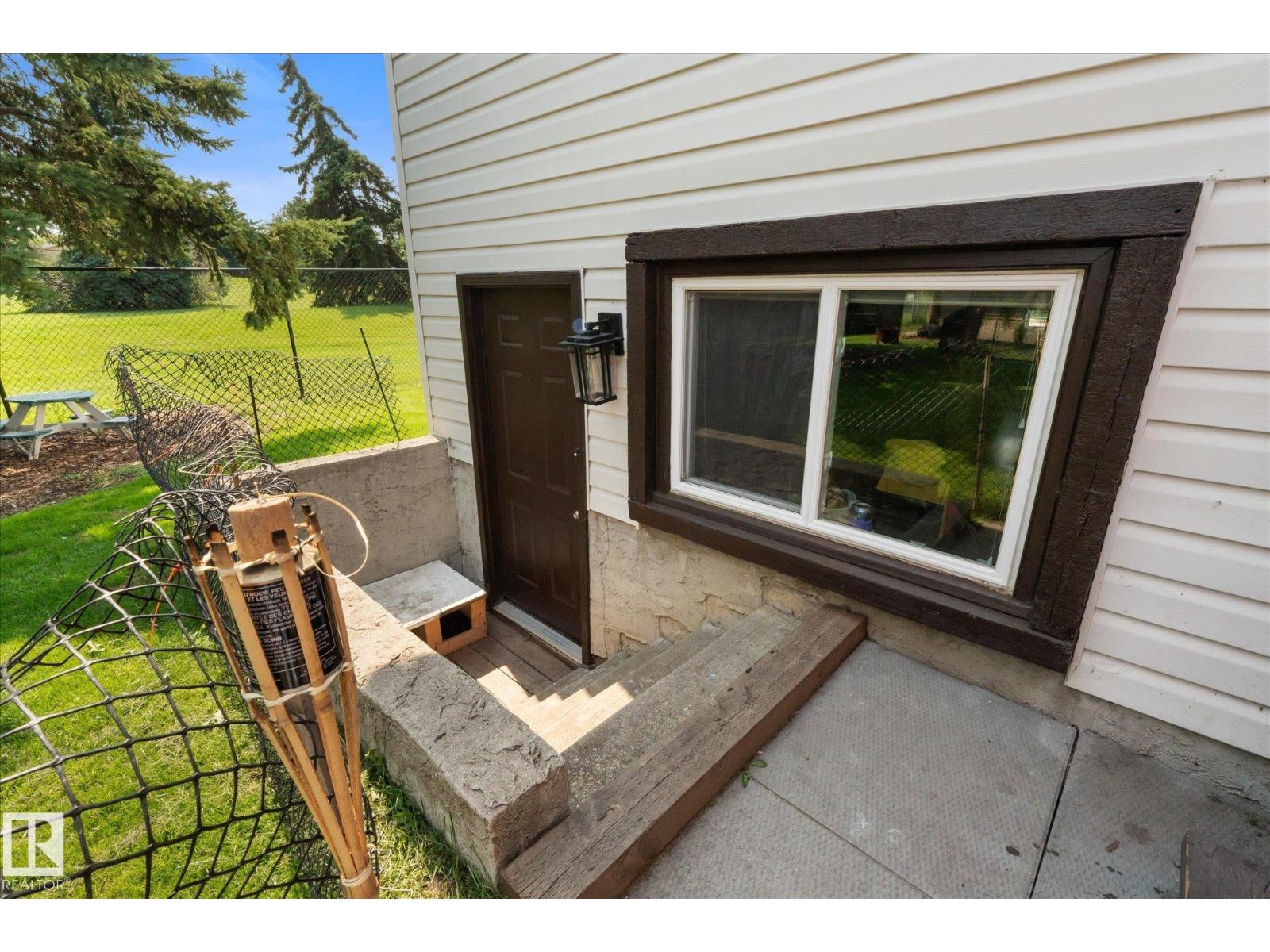 79 GREYSTONE DR - Image 42