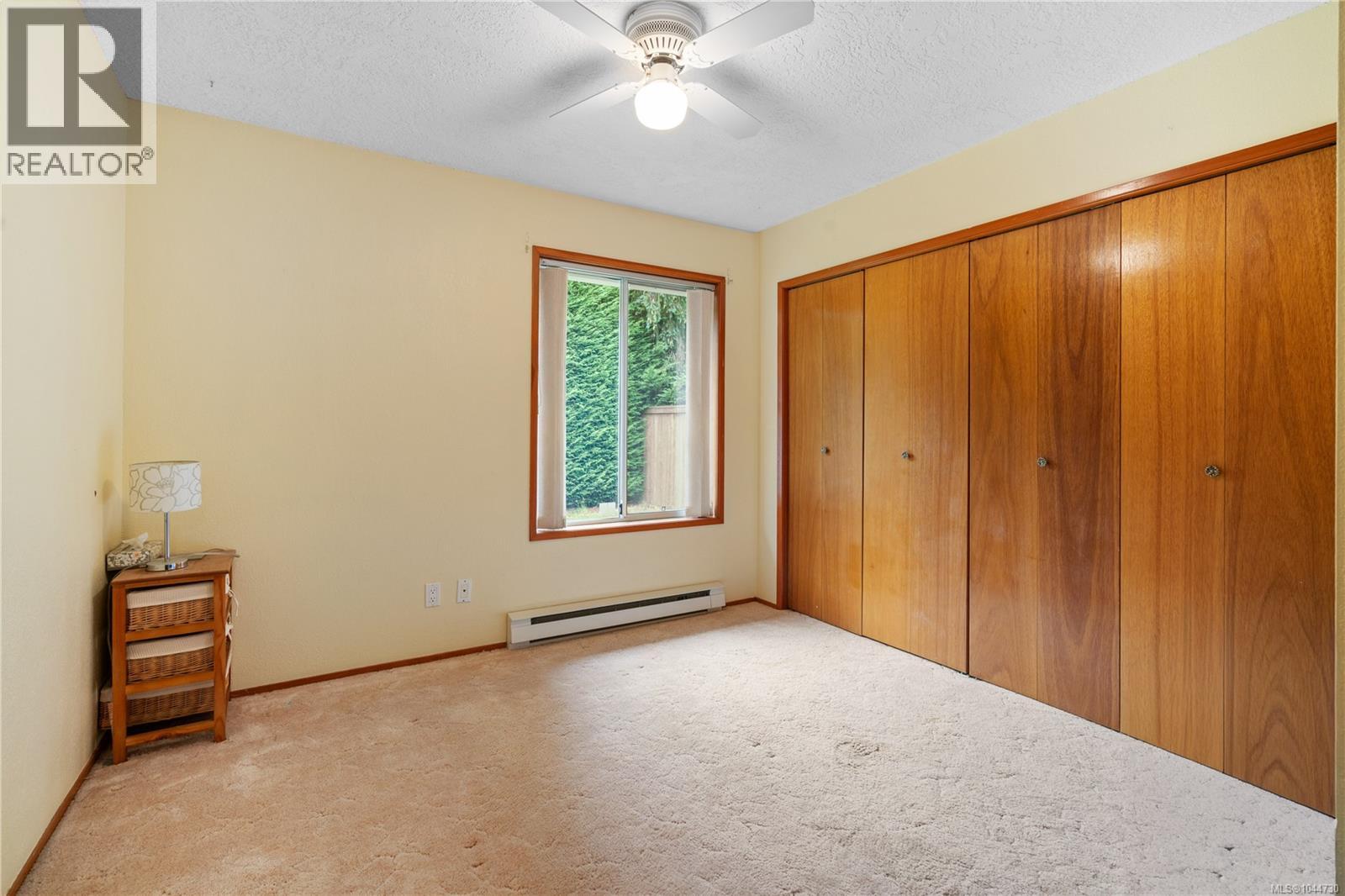 2 1215 Stelly's Cross Road, Central Saanich