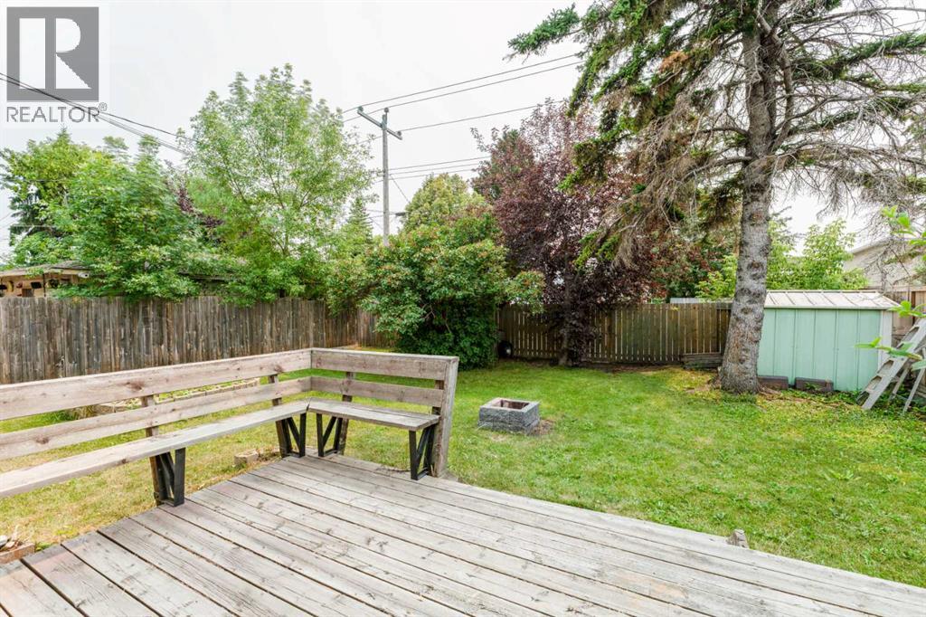 6823 4 Avenue SE - 33
