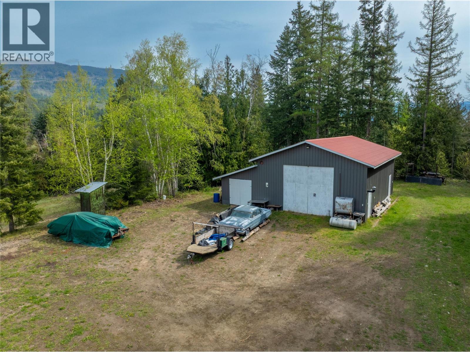 3381 Trinity Valley Road, Enderby — photo 2
