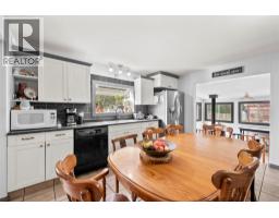 3pc Ensuite bath - 3381 Trinity Valley Road, Enderby, BC V0E1V5 Photo 6