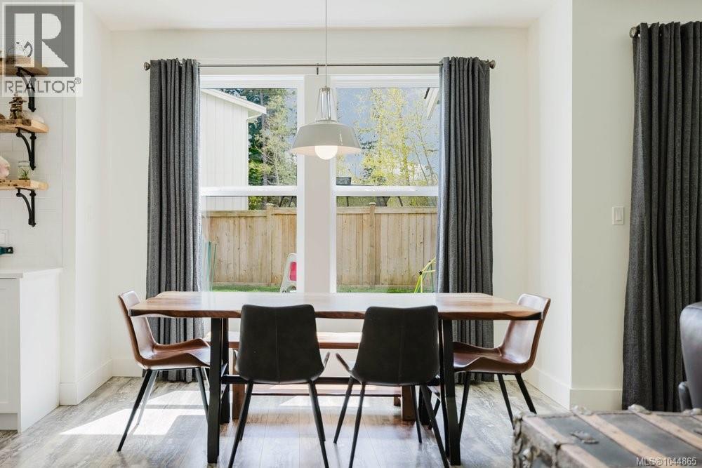 30 Jedburgh Rd, View Royal