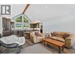 4pc Ensuite bath - 4498 Squilax Anglemont Road Unit# 6, Scotch Creek, BC V0E1M5 Photo 16