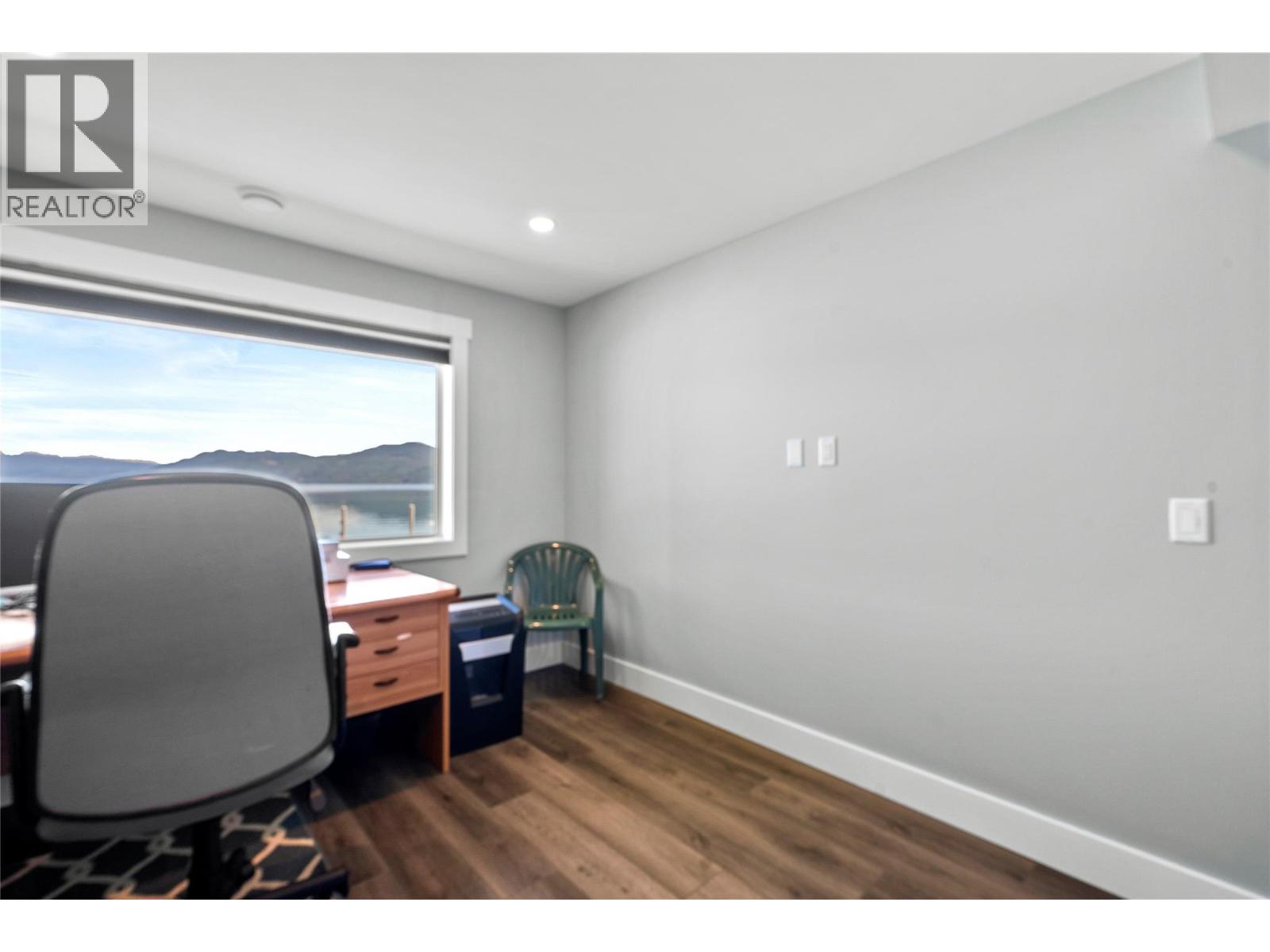 #6 4498 Squilax Anglemont Road - Image 65