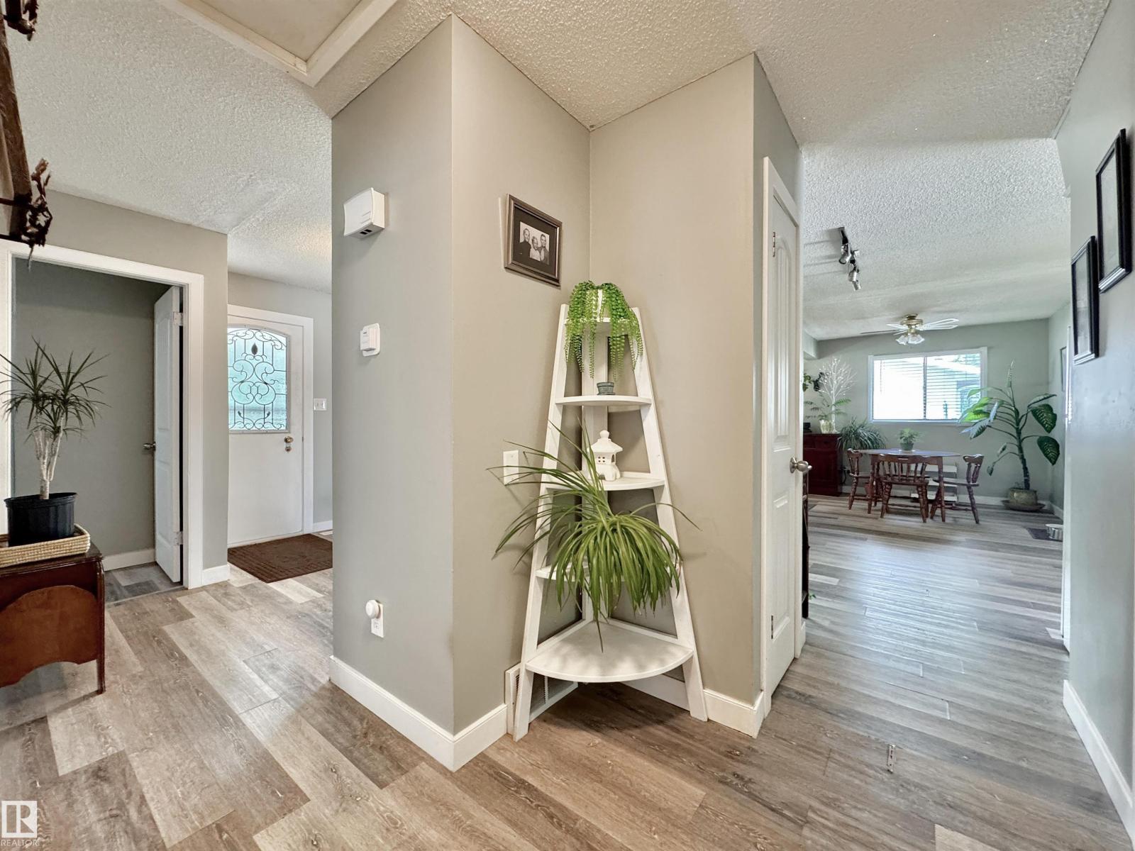 119 GARLAND CR - Image 18