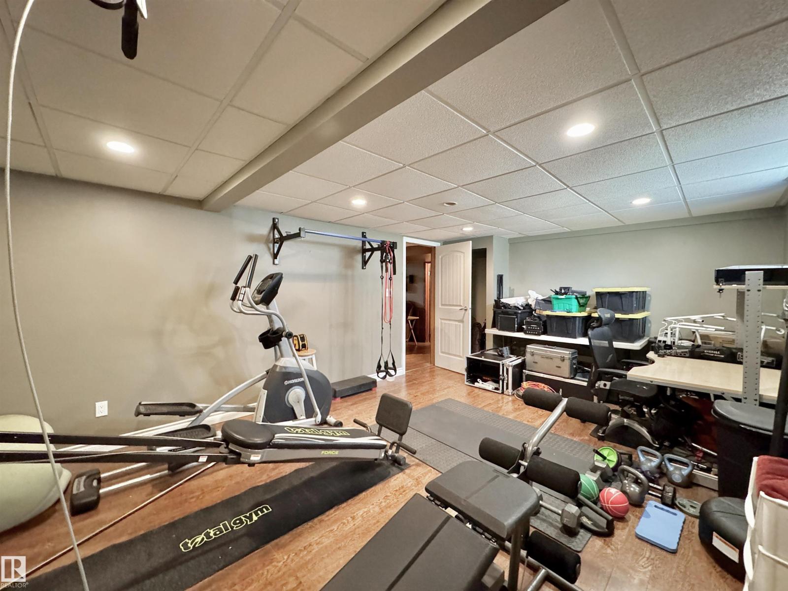 119 GARLAND CR - Image 46