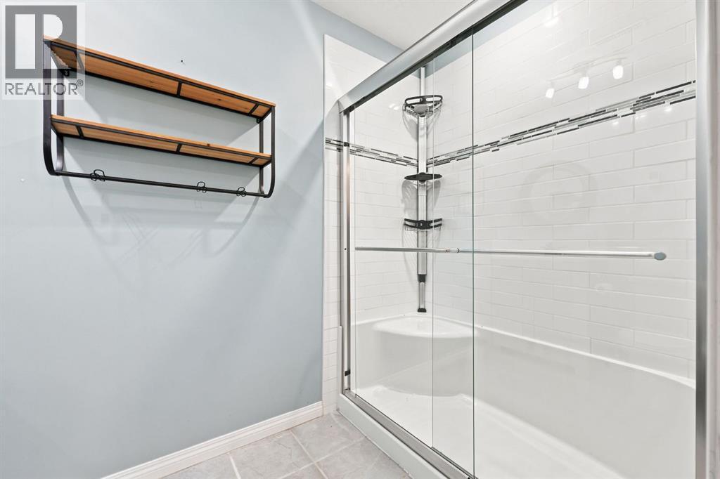 328 Carriage Lane Drive - Image 33