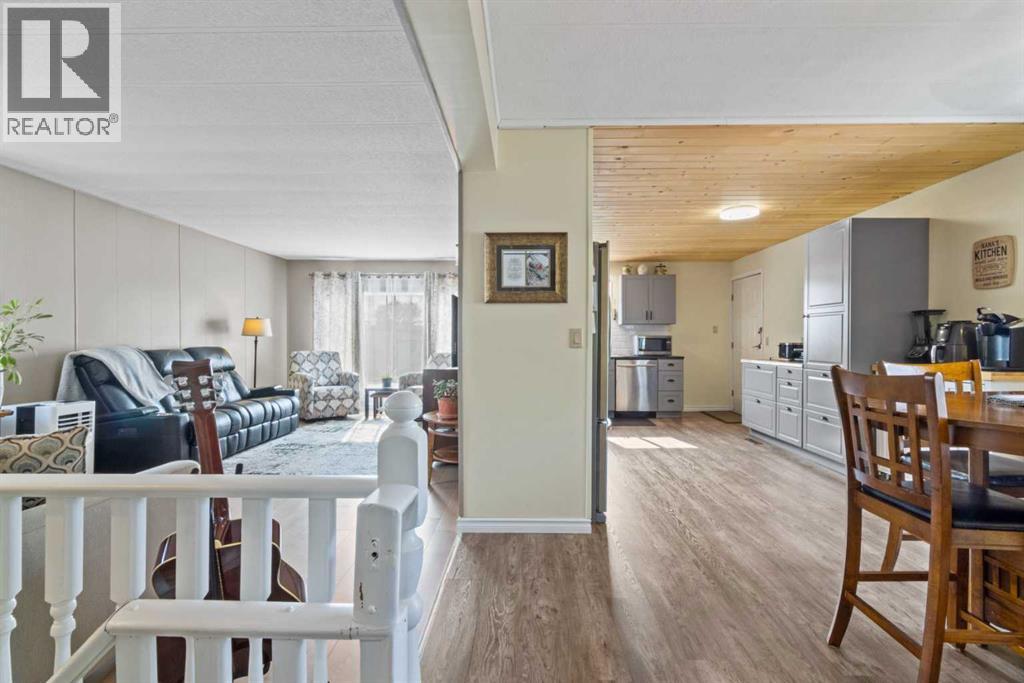 113 Spring Haven Court SE, Big Springs, Airdrie photo 5