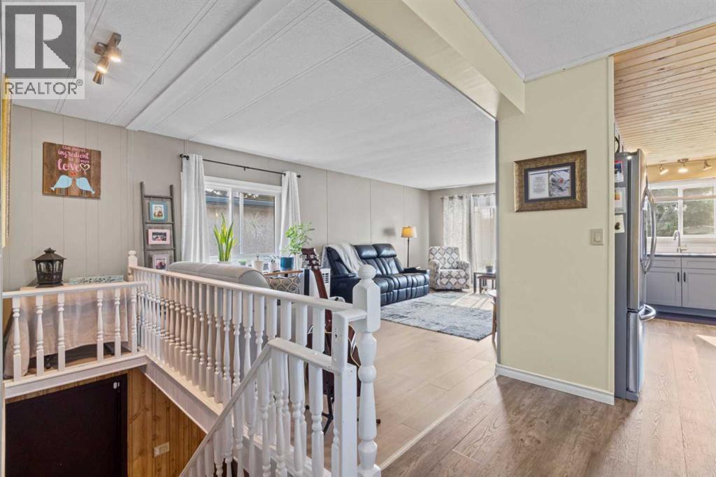 113 Spring Haven Court SE, Big Springs, Airdrie photo 4